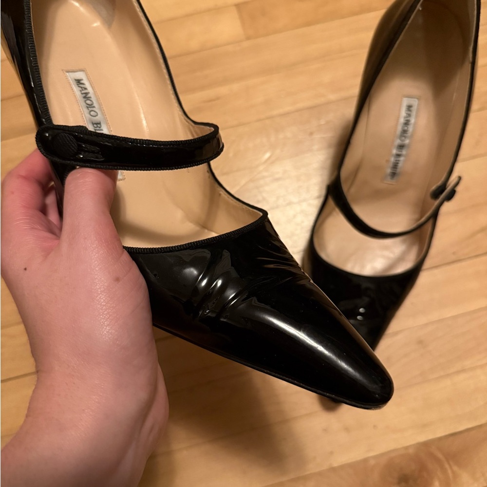 Manolo Blahnik Campari Black Patent Leather Heels Mary Jane Strap Classic 39.5 - Picture 13 of 15